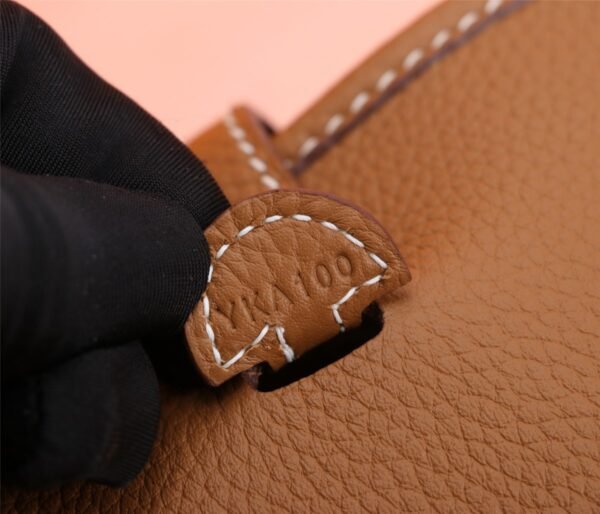Fashionable designer gorgeous shoulder bag - Image 119