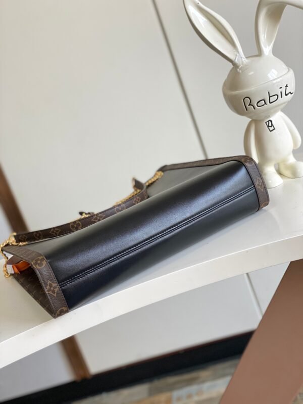 Gorgeous fashionable classic retro style women's handbags - Image 16