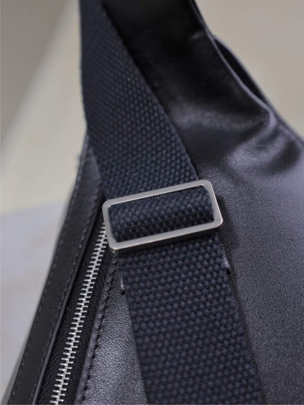 Fashion classic retro waist bag - Image 11