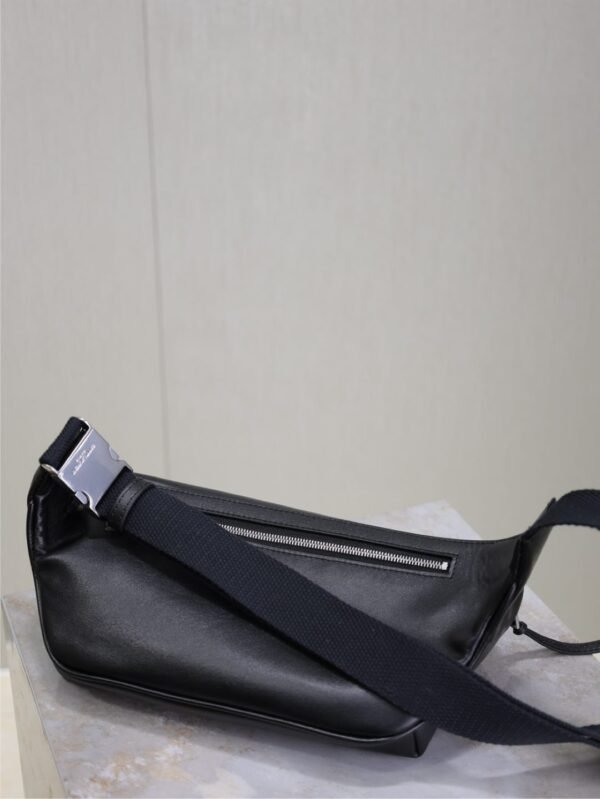Fashion classic retro waist bag - Image 9