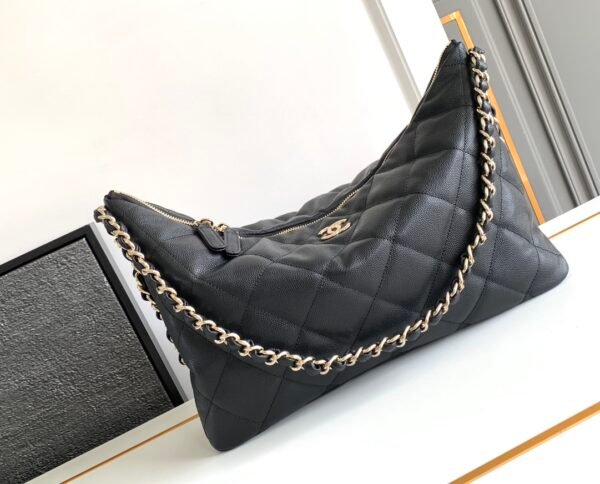 Stylish Designer Classic Black Crossbody Bag - Image 2