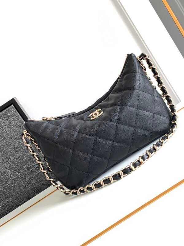 Stylish Designer Classic Black Crossbody Bag - Image 11