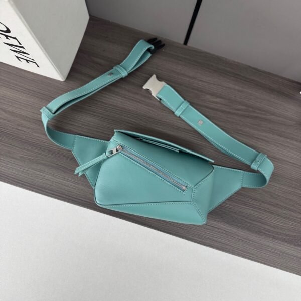 Gorgeous Designer Blue Crossbody Bag - Image 6