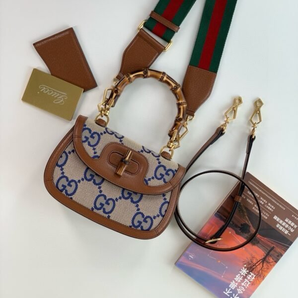 Fashion luxury vintage style women's crossbody bag - Image 5
