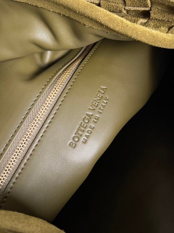 Luxury designer high end vintage style women's bags - Image 38