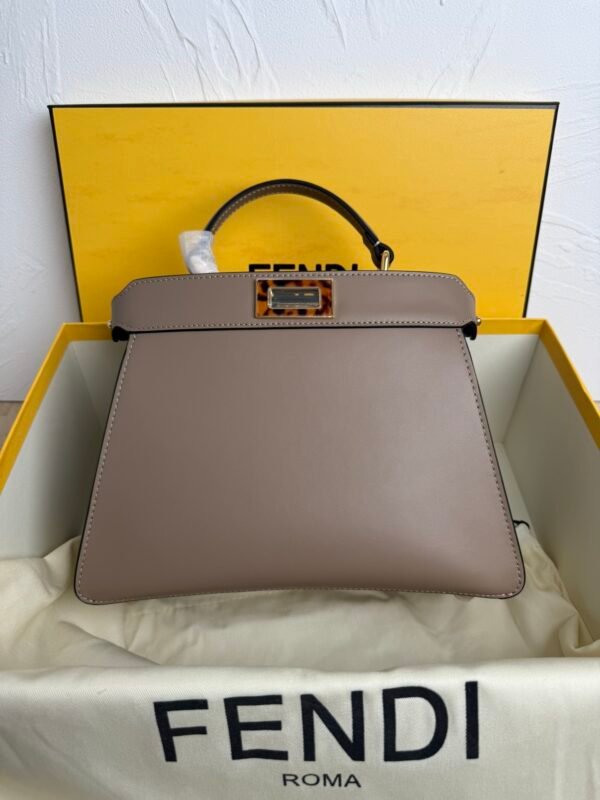 Luxury designer classic vintage style women's bag - Image 3