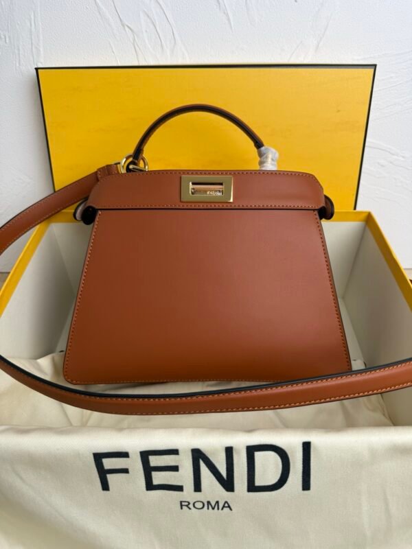 Luxury designer classic vintage style women's bag