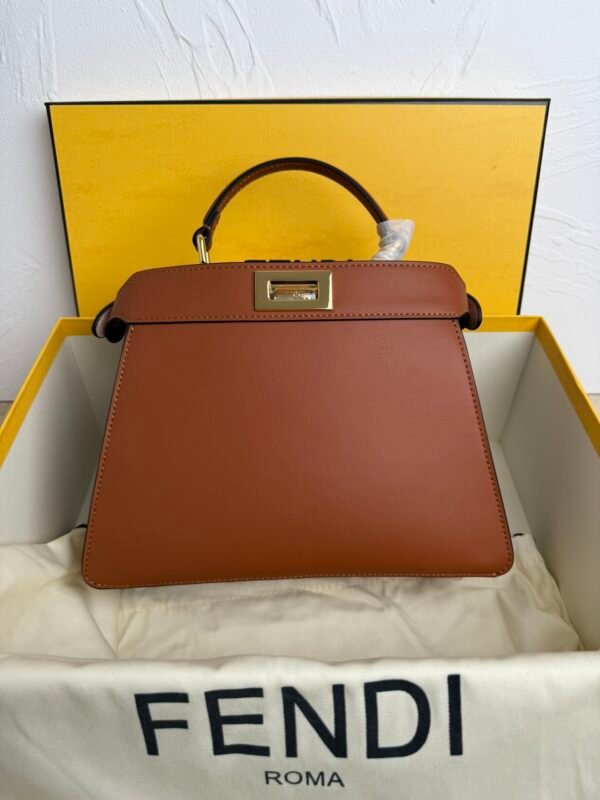 Luxury designer classic vintage style women's bag - Image 12