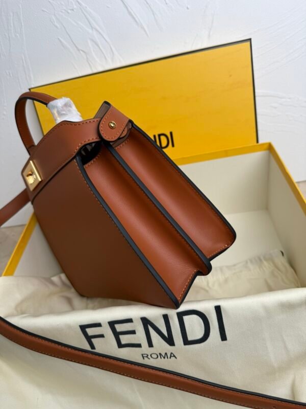 Luxury designer classic vintage style women's bag - Image 13