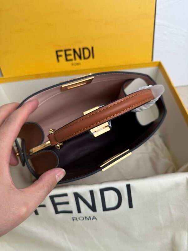 Luxury designer classic vintage style women's bag - Image 17