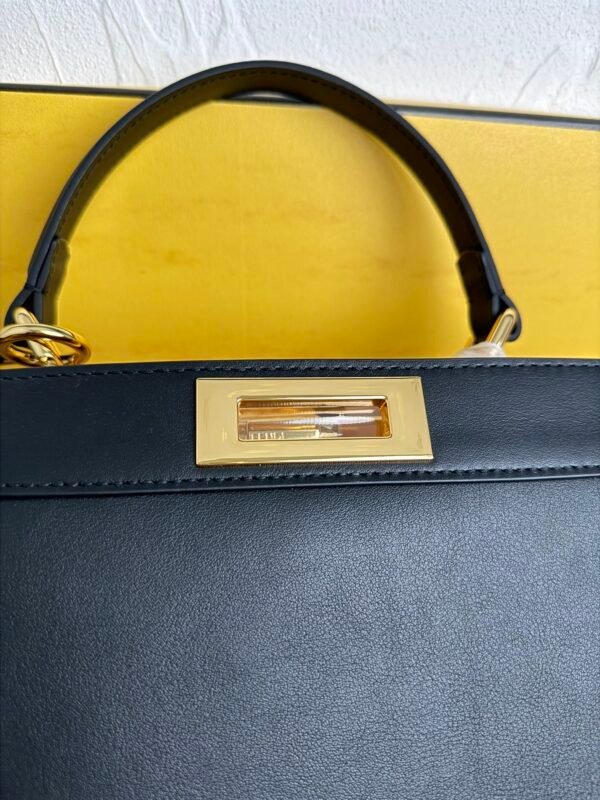 Gorgeous Vintage Classic Tote Bag - Image 14