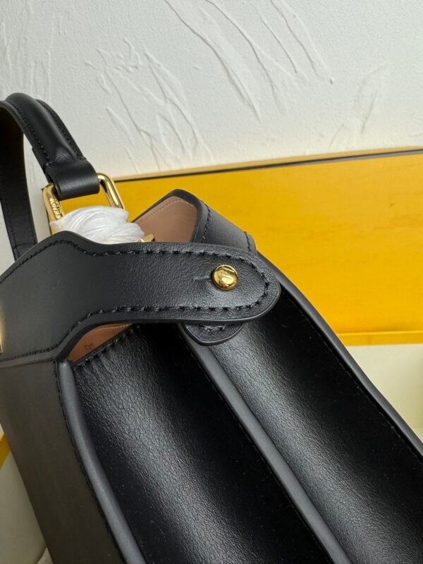 Gorgeous Vintage Classic Tote Bag - Image 16