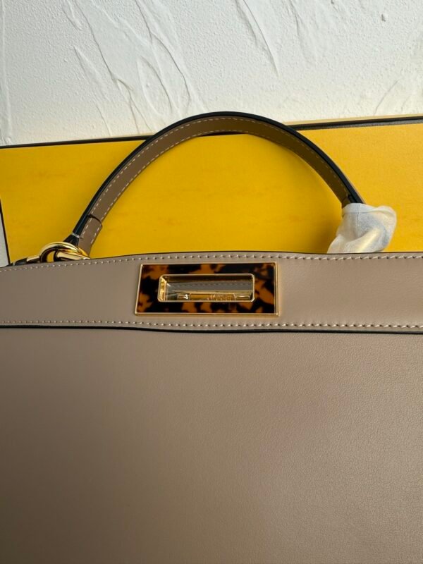 Gorgeous Vintage Classic Tote Bag - Image 23
