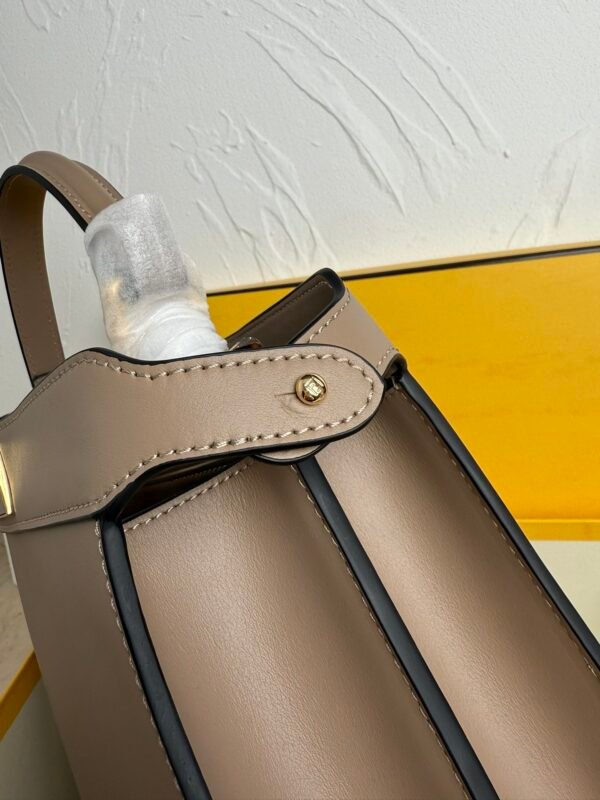 Gorgeous Vintage Classic Tote Bag - Image 25