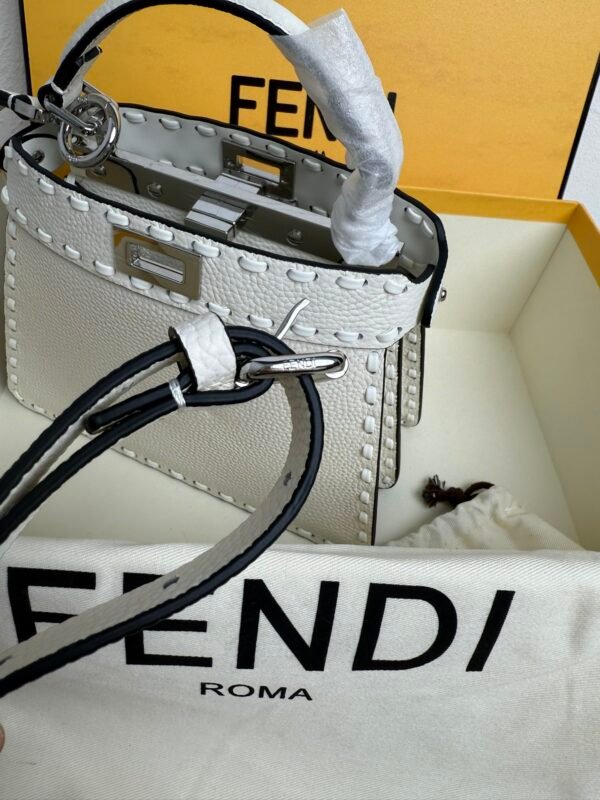 Stylish Gorgeous Designer Classic Handbag - Image 7