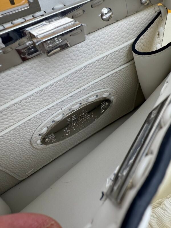 Stylish Gorgeous Designer Classic Handbag - Image 9