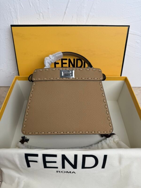Stylish Gorgeous Designer Classic Handbag - Image 21