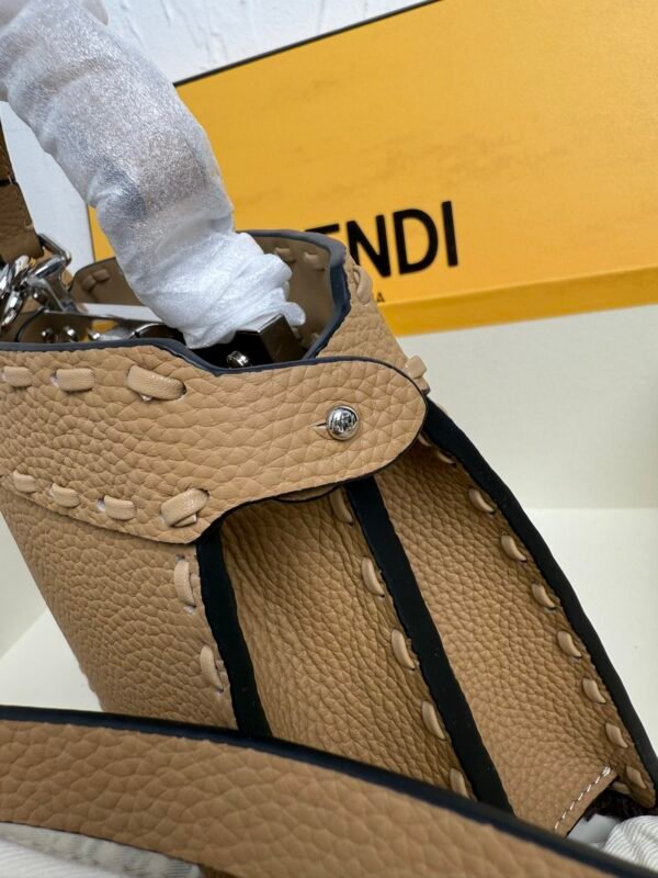 Stylish Gorgeous Designer Classic Handbag - Image 24