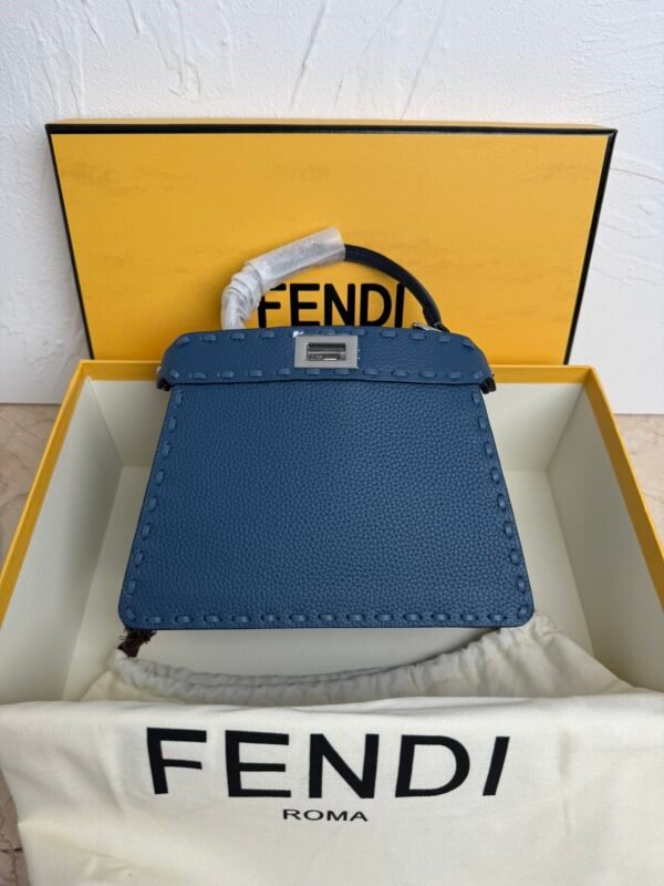Stylish Gorgeous Designer Classic Handbag - Image 30