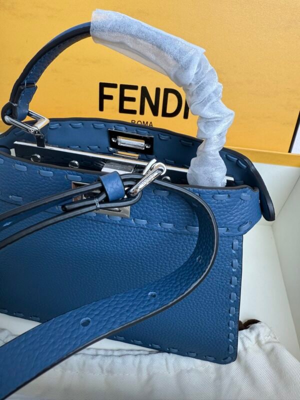 Stylish Gorgeous Designer Classic Handbag - Image 34