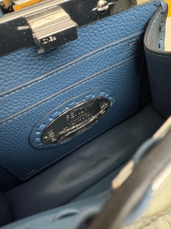 Stylish Gorgeous Designer Classic Handbag - Image 36