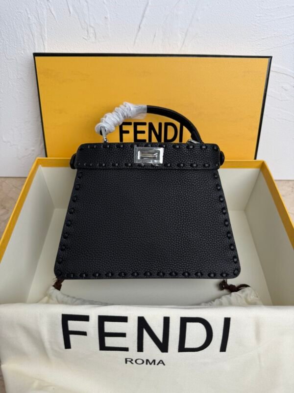Stylish Gorgeous Designer Classic Handbag - Image 39