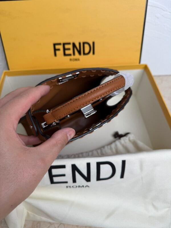 Stylish Gorgeous Designer Classic Handbag - Image 53