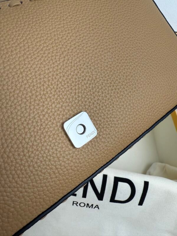 Stylish Luxury Designer Trend Crossbody Bag - Image 7