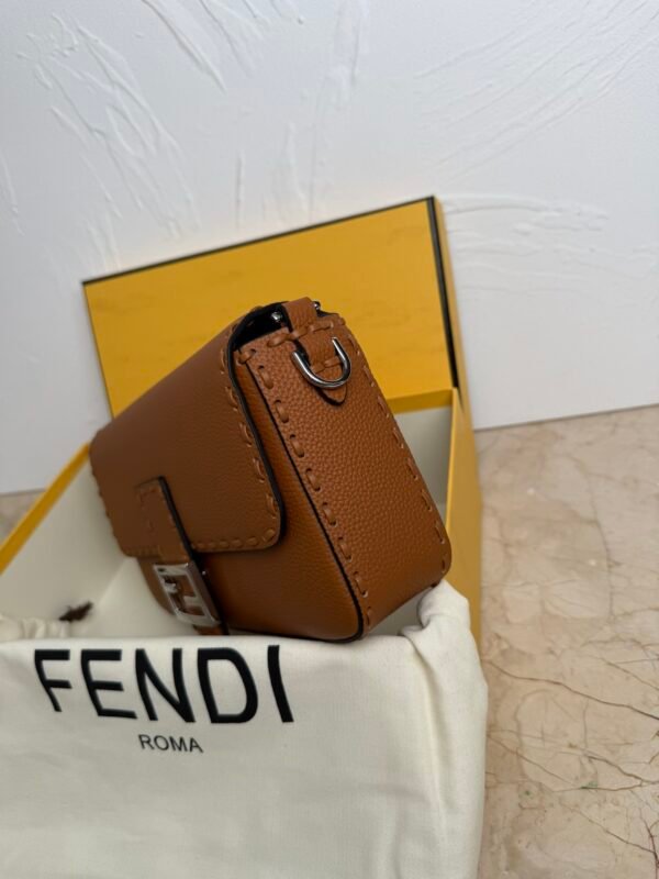 Stylish Luxury Designer Trend Crossbody Bag - Image 13