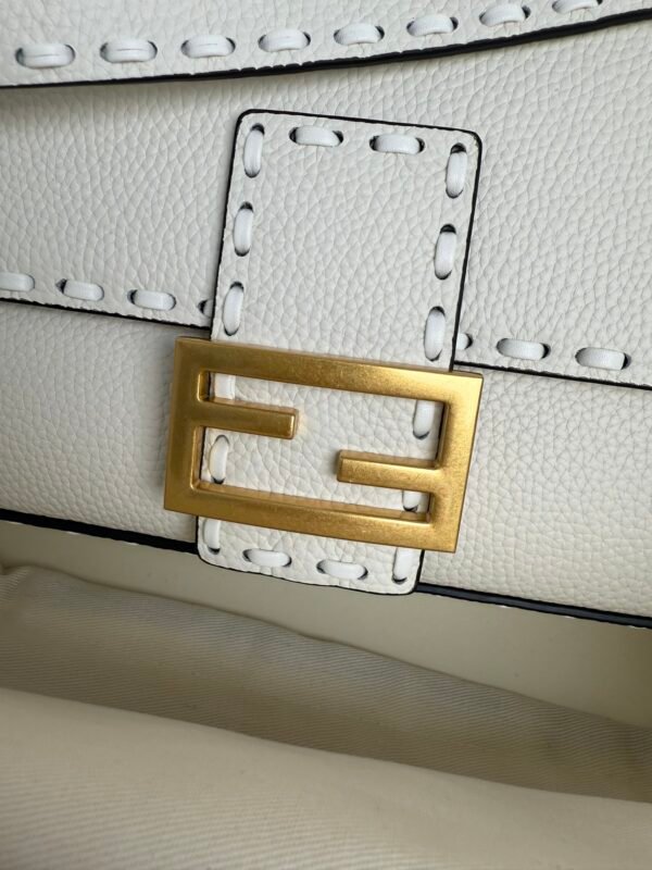 Stylish Luxury Designer Trend Crossbody Bag - Image 23