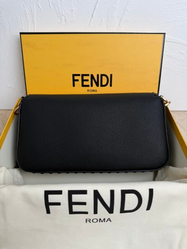 Stylish Luxury Designer Trend Crossbody Bag - Image 30