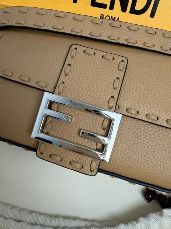 Gorgeous trendy fashion shoulder bag - Image 5