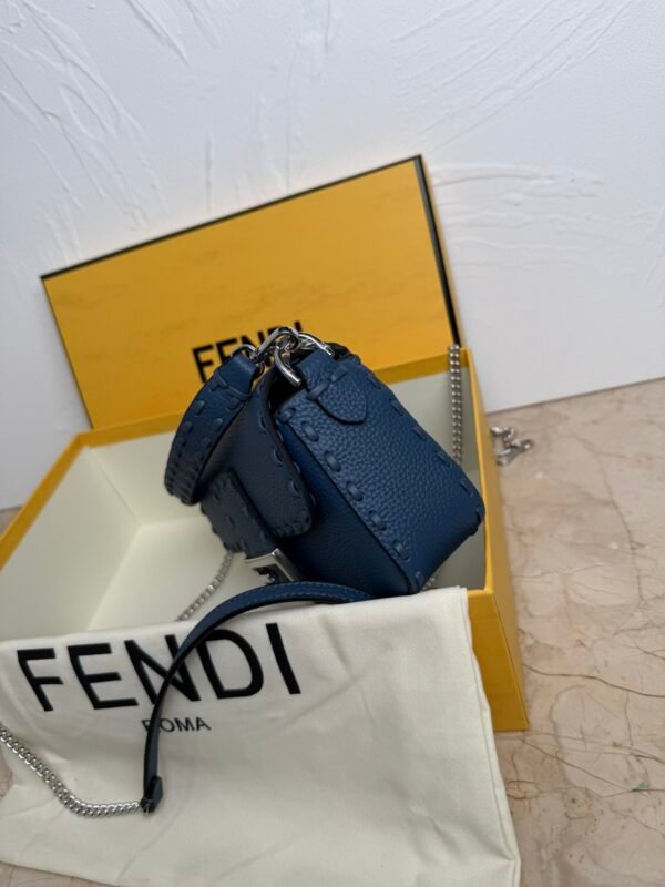 Gorgeous trendy fashion shoulder bag - Image 13