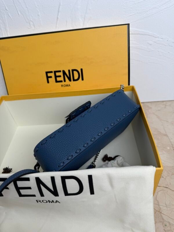 Gorgeous trendy fashion shoulder bag - Image 19