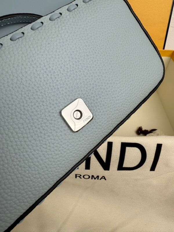Gorgeous trendy fashion shoulder bag - Image 25