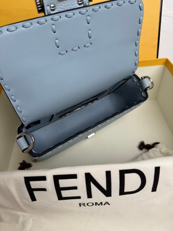 Gorgeous trendy fashion shoulder bag - Image 26