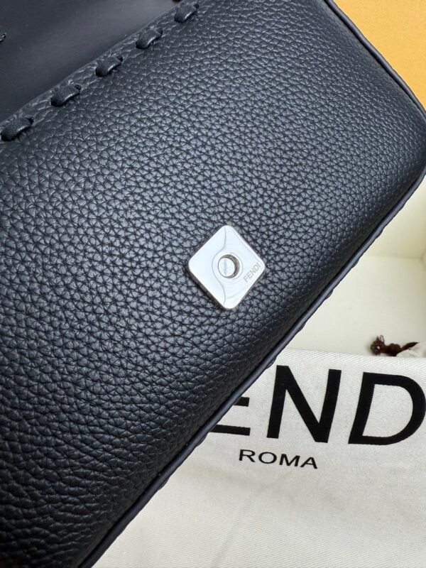 Gorgeous trendy fashion shoulder bag - Image 43
