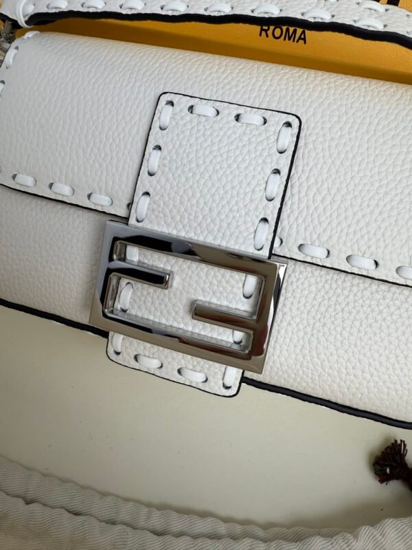 Gorgeous trendy fashion shoulder bag - Image 50