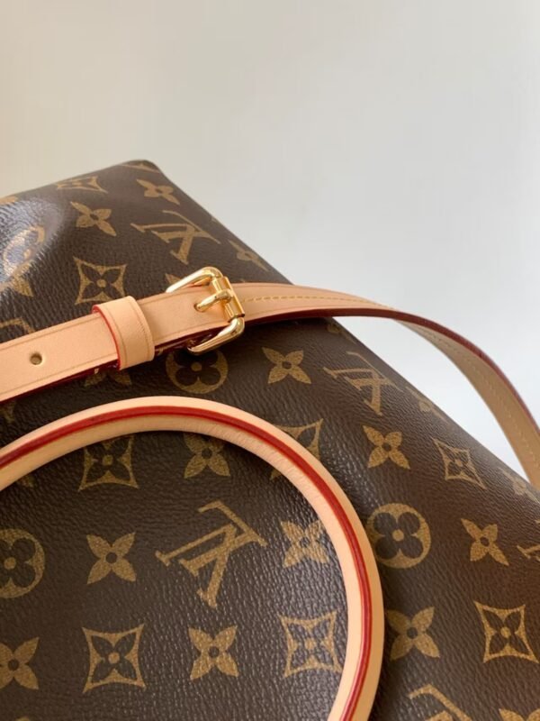 Luxury Designer Classic Vintage Style Women's Bag - Image 8